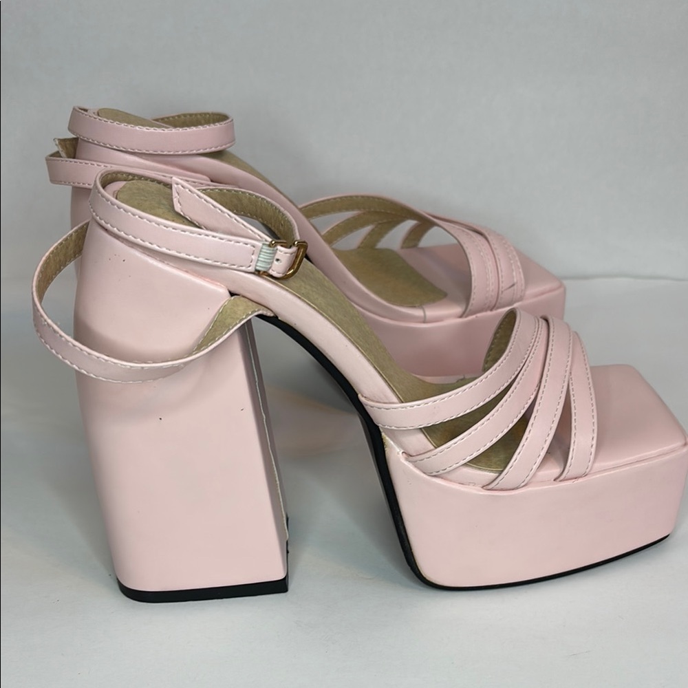 FINAL! NWOT! Chunky Pretty Pink Platform Sandals with Criss-Cross Straps
